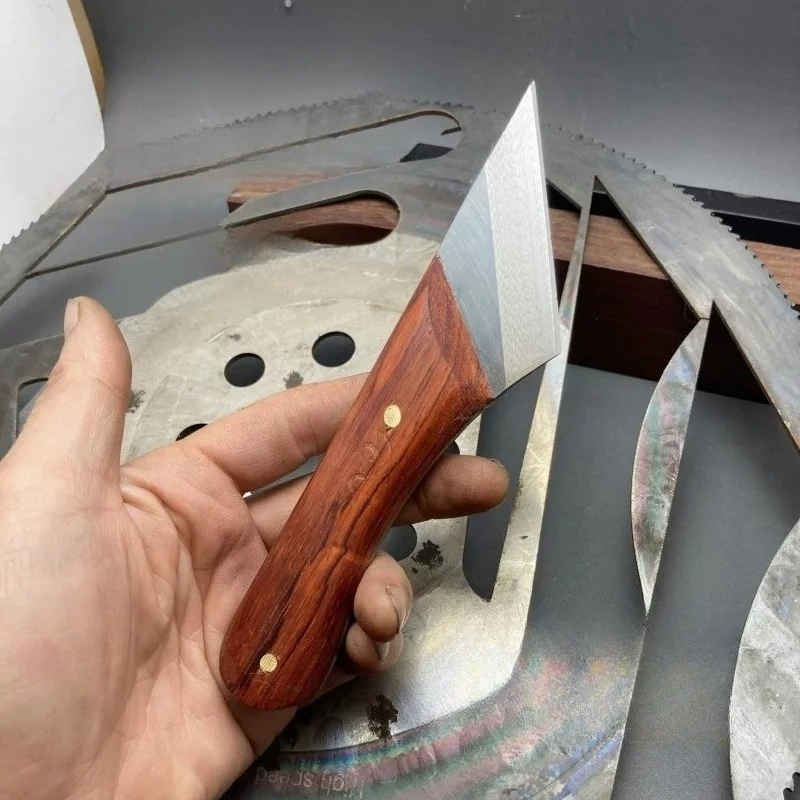 Nóż do cięcia skóry z ostrzem  – Leatherwork Projects recenzja i cena